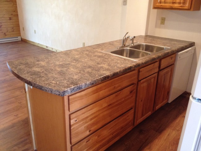 Building Photo - 1095 Lakeshore Dr