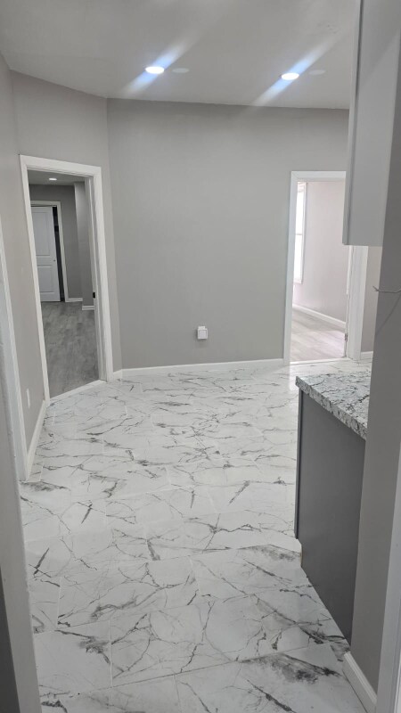Foto del edificio - 274 S 8th St