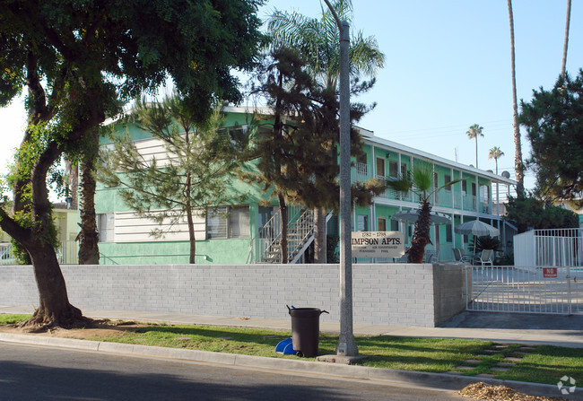 Building Photo - 1782-1798 Loma Vista St