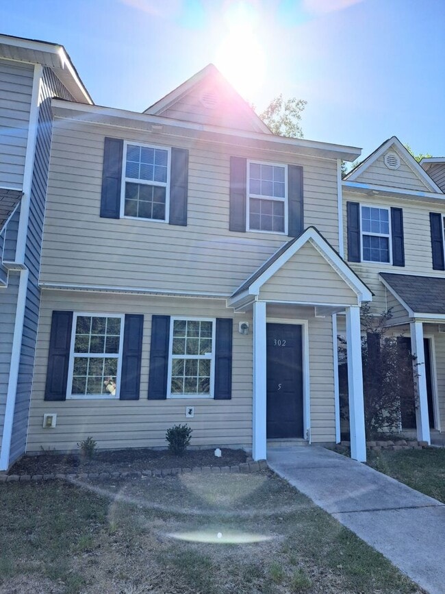 Foto del edificio - 302 Burley Dr