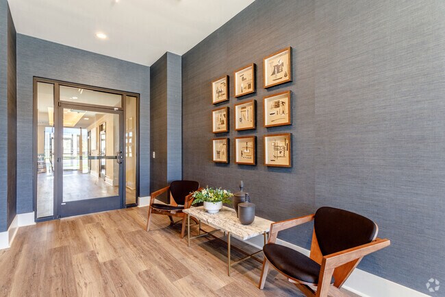 Centro de arrendamiento - Crowne at Old Town North