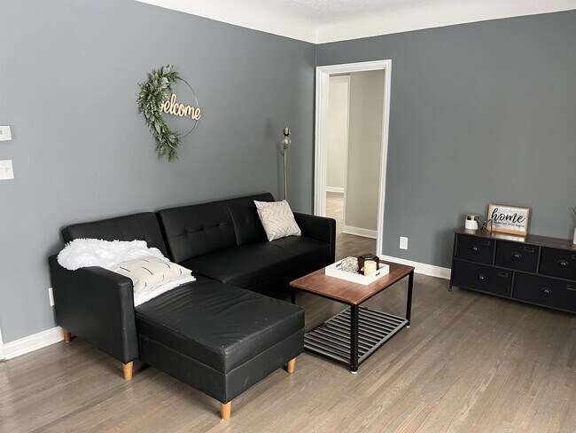Foto del edificio - 5415 Dupont Ave N