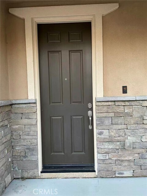 Foto del edificio - 3205 E Mt Rainier Drive