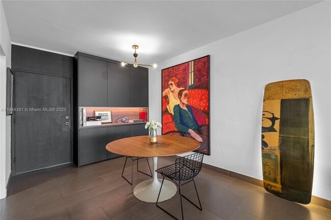 Building Photo - 7441 Wayne Ave