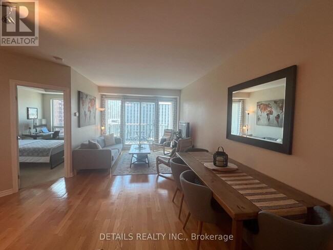 Building Photo - 200 Rideau St