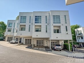 Building Photo - 341 Viburnum Way Ct