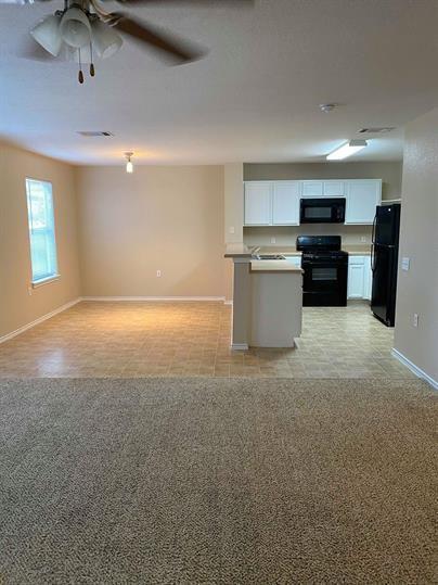 Building Photo - 7433 Elk Pass Dr