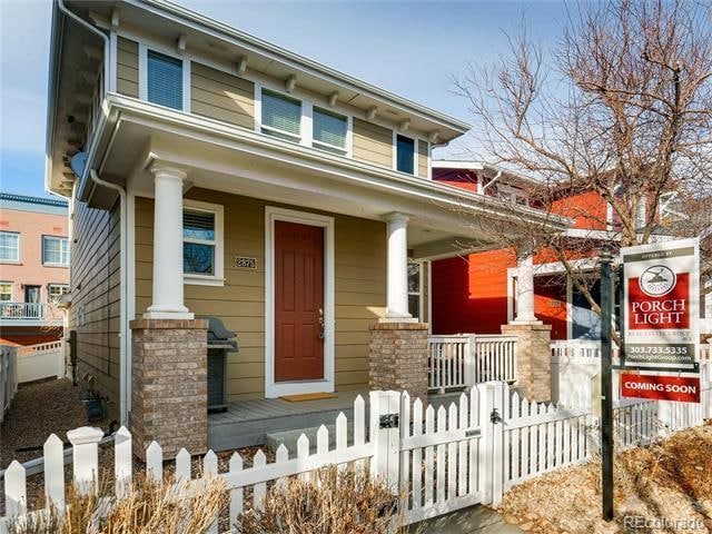 Building Photo - Available July! Beautiful Northfield Home!