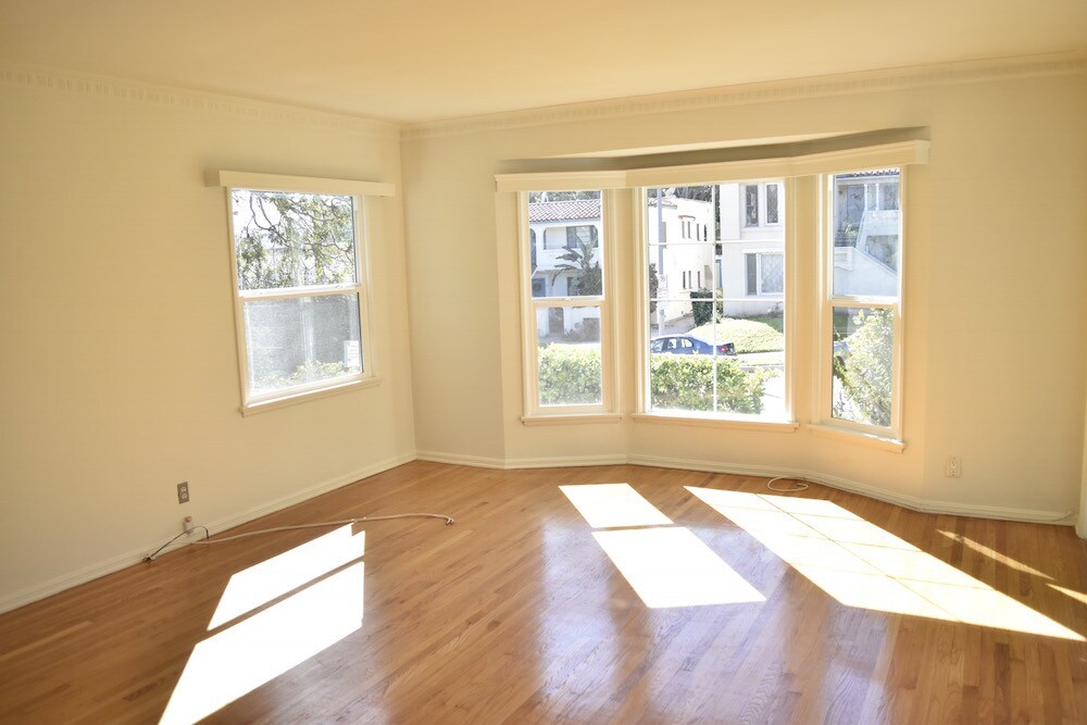 Foto principal - 1750 Midvale Ave