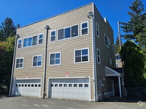 Building Photo - 3416 Abbott St