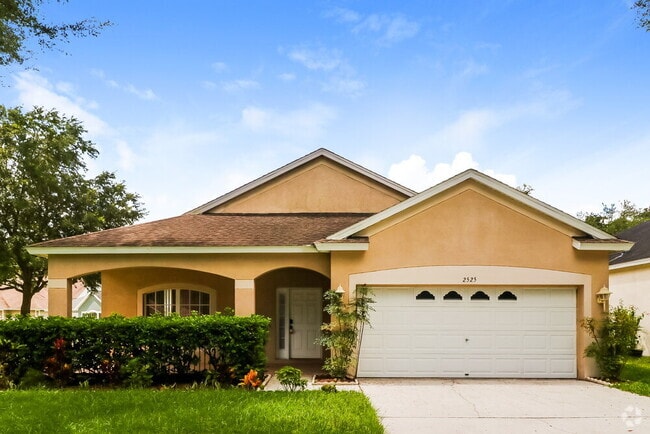 Building Photo - 2525 Deer Forest Dr