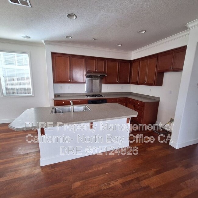 Building Photo - 947 Hogwarts Cir