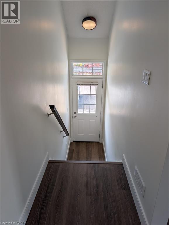 Building Photo - 931 Glasgow St