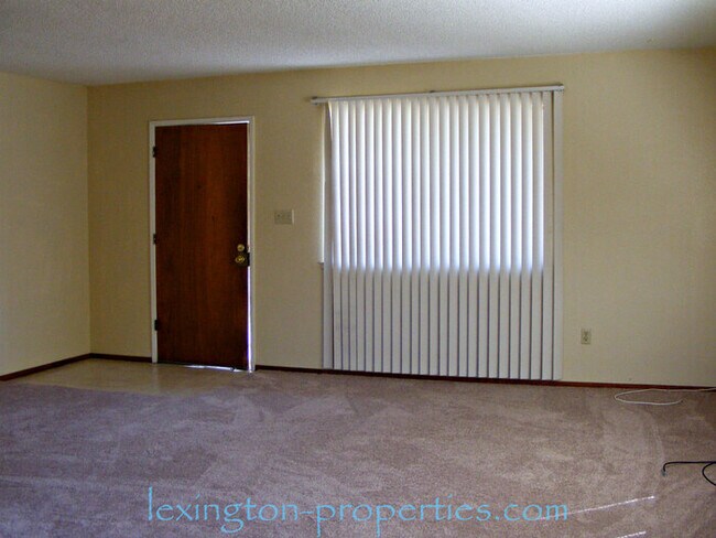 Foto del edificio - Charming 2BD/1.5BA Home, located in Arden ...