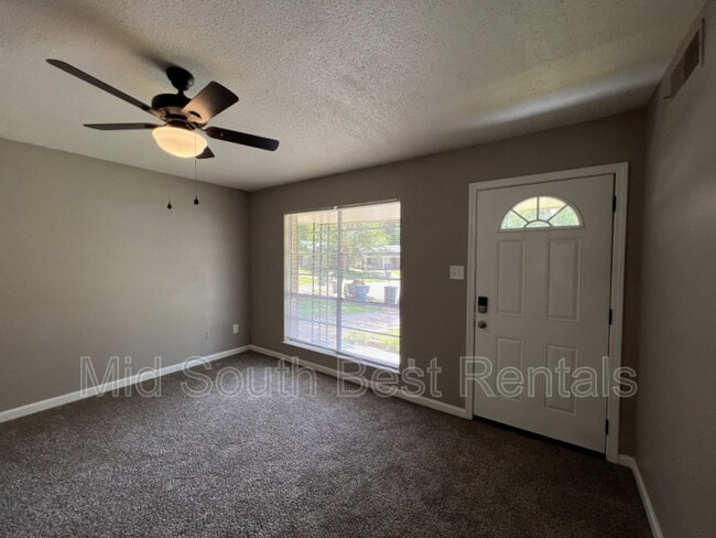 Building Photo - 3722 Dove Call Cove