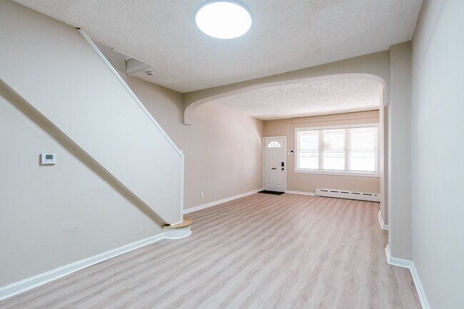 Foto del edificio - 2109 S 67th St