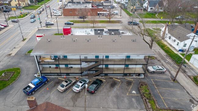 Aerial Photo - 2958 Sullivant Ave