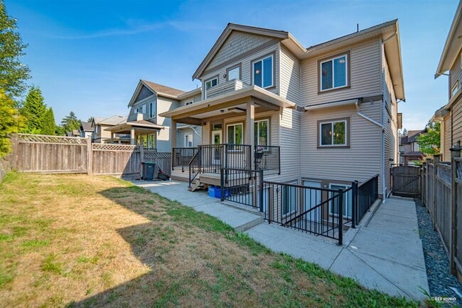 Building Photo - 3340 Leston Ave