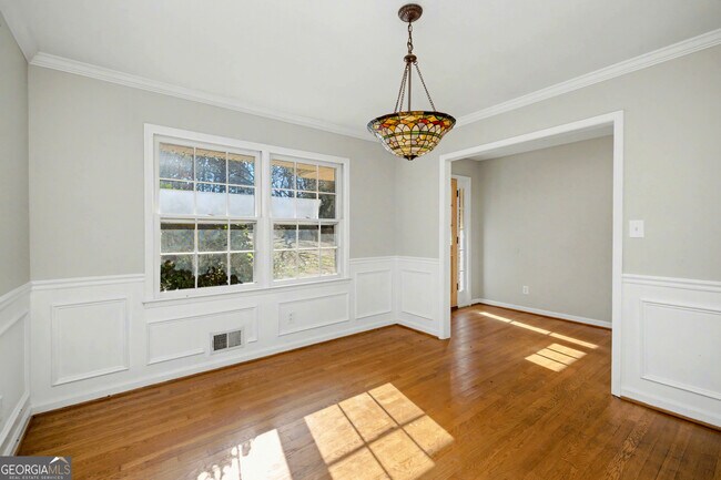 Foto del edificio - 140 Maple Pl