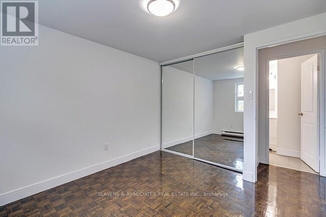 Building Photo - 7555-7555 Goreway Dr