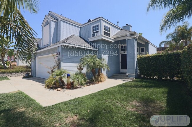 Building Photo - Spacious 3-Bedroom Pool Home in Oceanside ...