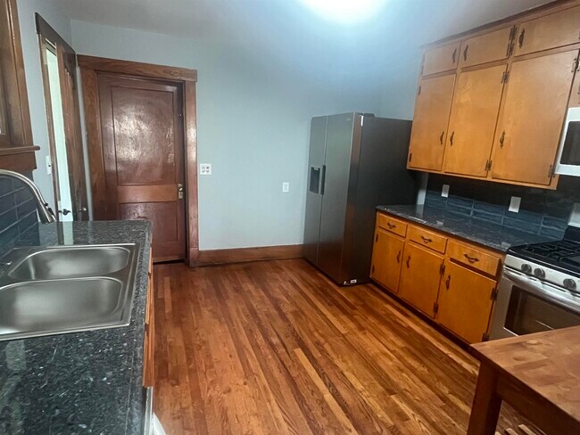 Foto del edificio - 322 Marr St