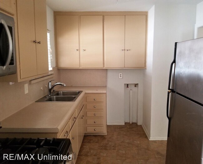 Foto del edificio - 3 br, 1 bath House - 319 Clutter Ave.