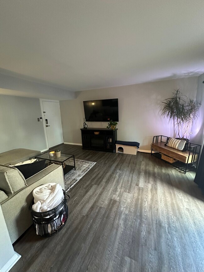 Sala de estar - 1500 S George Mason Dr