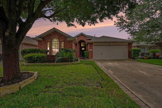 Building Photo - 10235 Mills Run Dr