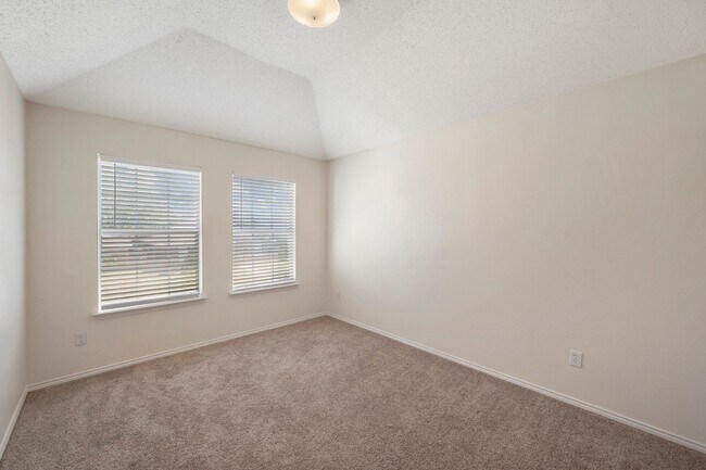 Foto del edificio - 6917 Club Creek Dr