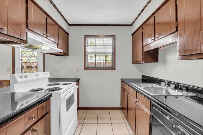 Foto del edificio - 320 11th St N