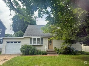 Building Photo - 37 Boblee Ln