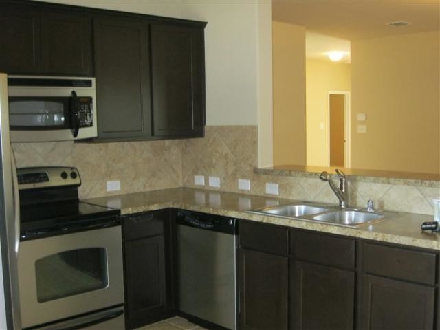 Building Photo - 14057 San Christoval Pass