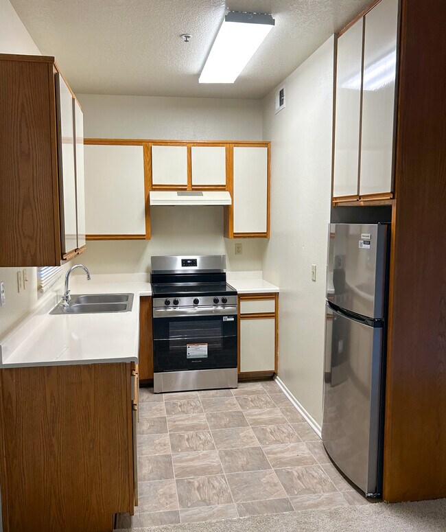 1 dormitorio, 1 baño - Cocina - 650 pies cuadrados - Twin Oaks