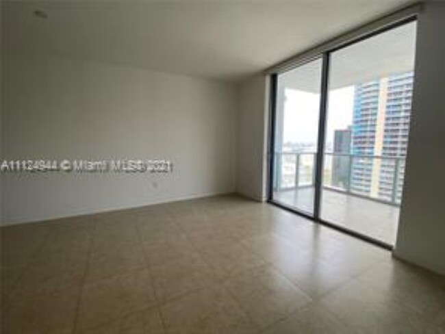 Foto del edificio - 1060 Brickell Ave