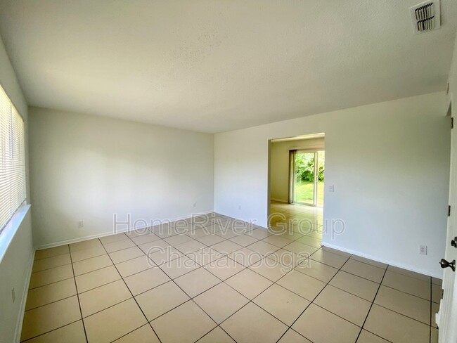 Foto del edificio - 4611 Plaza Hills Ln