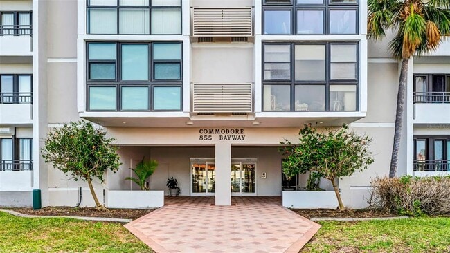 Foto del edificio - 855 Bayway Blvd