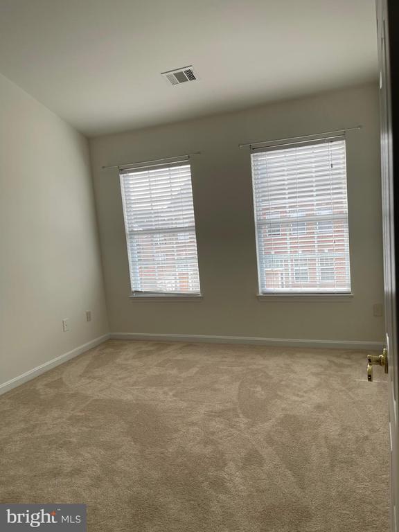 Foto del edificio - 2627 Tarleton Corner Dr