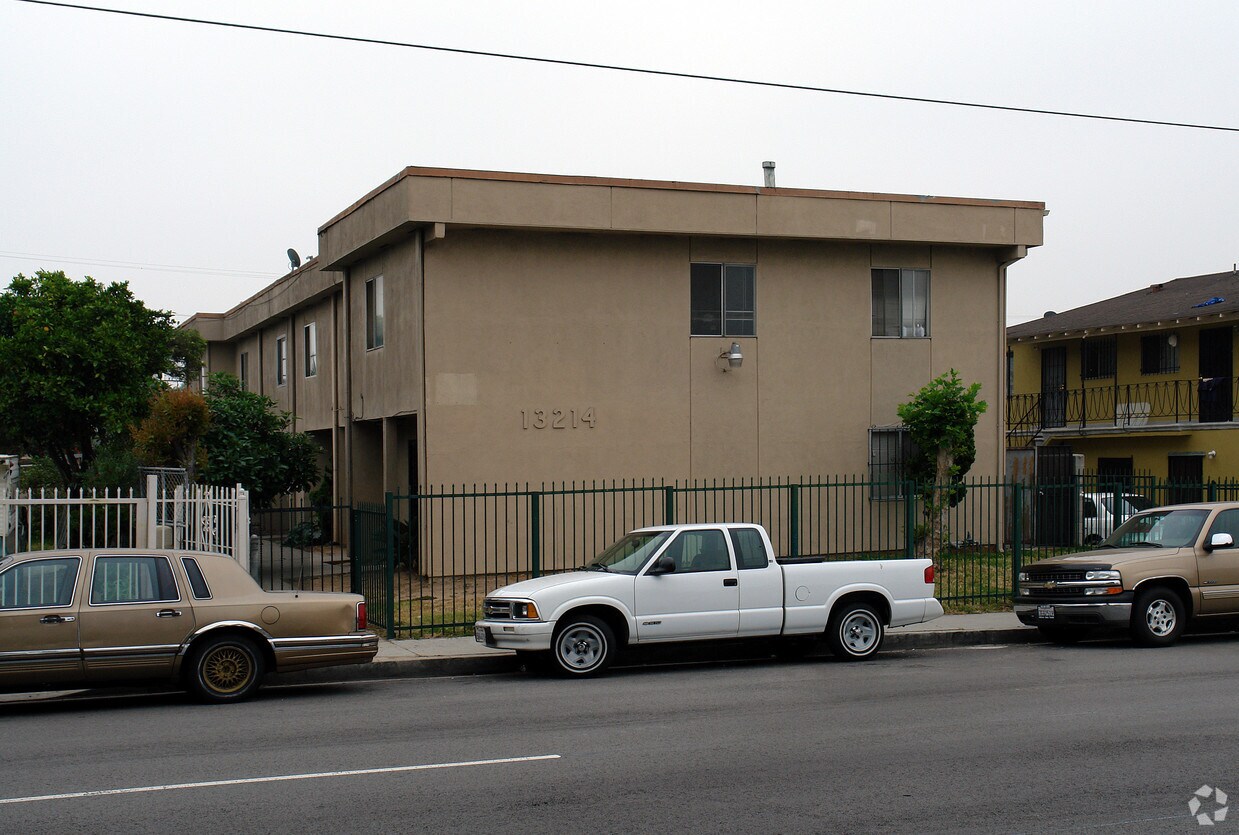 Primary Photo - 13214 S Vermont Ave
