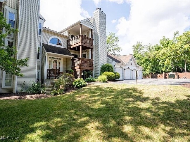 Building Photo - 1316 Cedarwood Dr