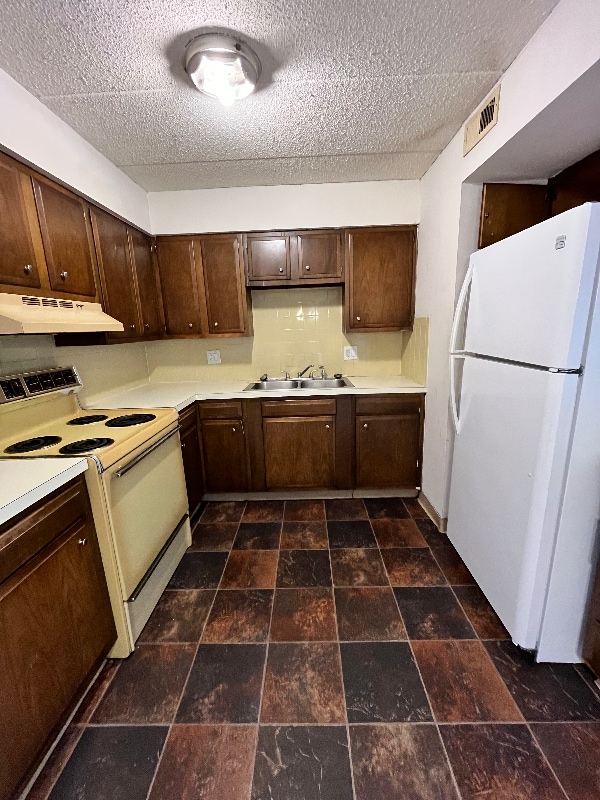 Building Photo - 716 N Sprigg St