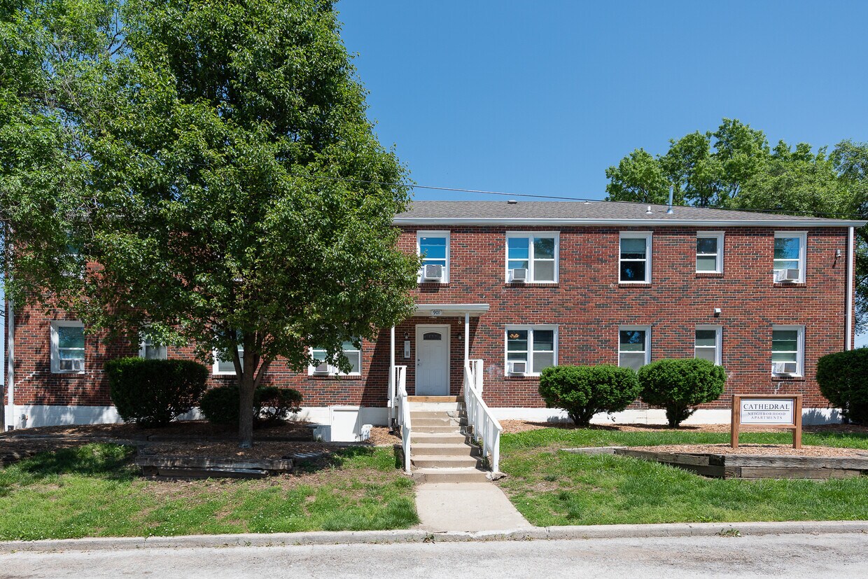 Primary Photo - 901 N 16 St
