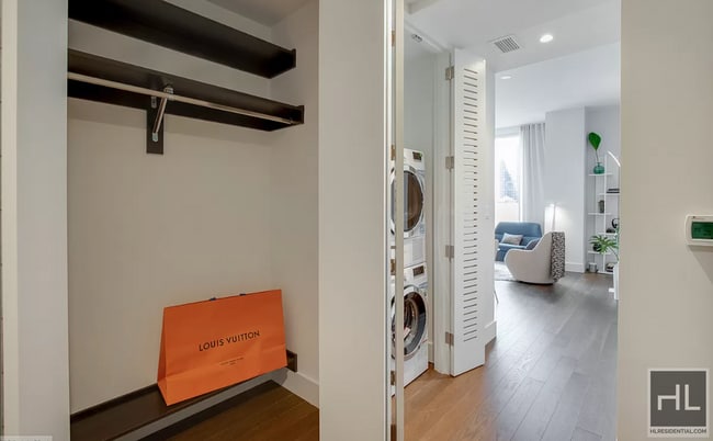 Building Photo - East 44th Street