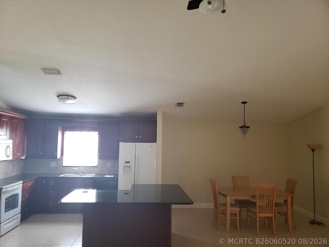 Foto del edificio - 1448 Waterway Cove Dr