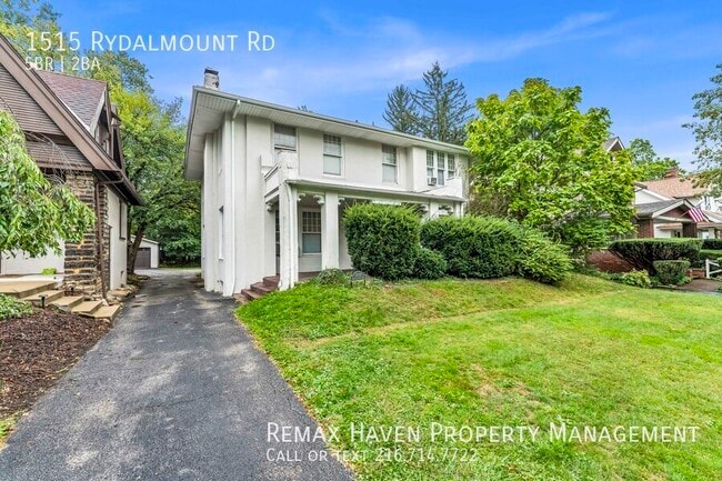 Building Photo - 1515 Rydalmount Rd