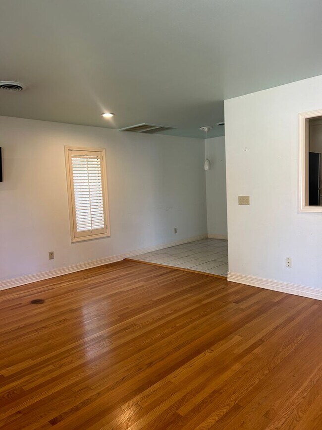 Foto del edificio - 1 bedroom loft home