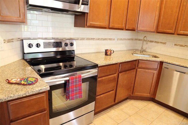 Foto del edificio - 3468 Park Pl