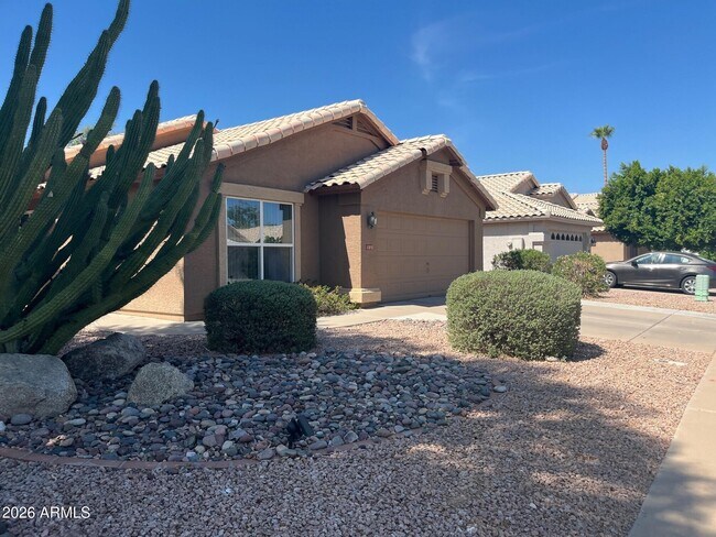 Foto del edificio - 1383 E Butler Cir