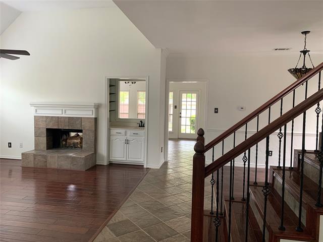 Foto del edificio - 4350 Timberglen Rd