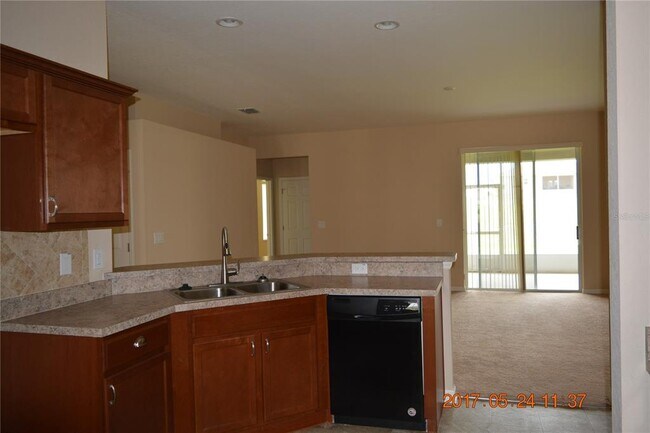 Building Photo - 4894 Summerfield Cir